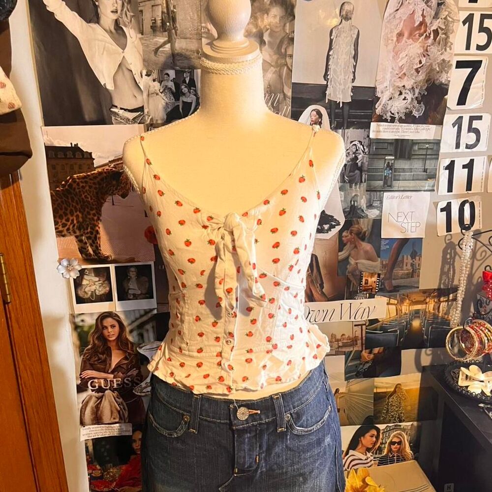 Women's Cream and White Fitted Blouse